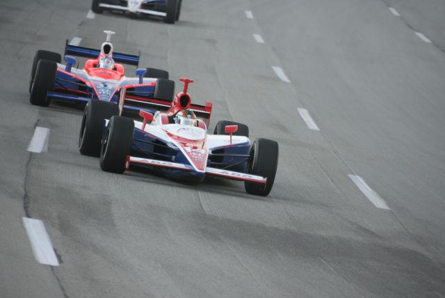 #14 Darren Manning leads the pack during the Meijer Indy 300 Race at Kentucky. -- Photo by: Steve Snoddy