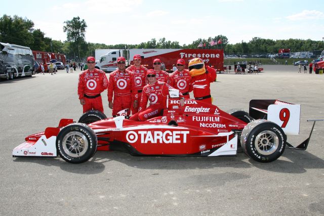 Scott Dixon and crew with their winning after the Honda 200 at Mid-Ohio. -- Photo by: Shawn Payne