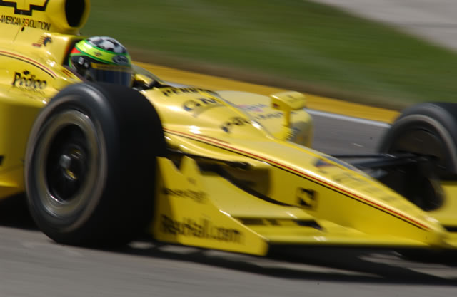 Panther Racing driver Tomas Scheckter at speed during qualification run -- Photo by: Steve Snoddy