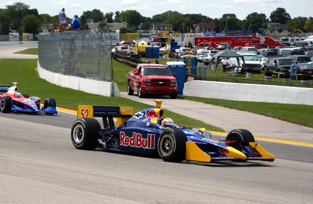 Red Bull Cheever racing driver Ed Carpenter during practice session -- Photo by: Steve Snoddy