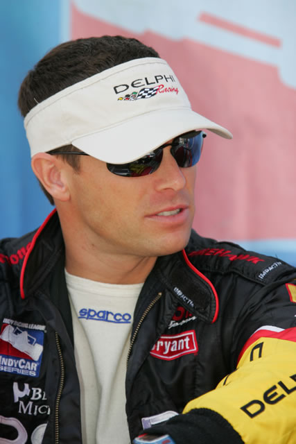 Kelly Racing driver Scott Sharp -- Photo by: Ron McQueeney