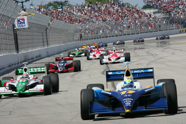 Race action during the Menard A.J Foyt Indy 225 -- Photo by: Ron McQueeney