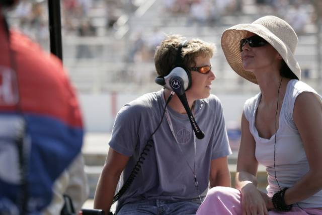 Dario Franchitti\'s Wife Ashley Judd (R) and MIPS drive Marco Andretti (L) -- Photo by: Michael Voorhees