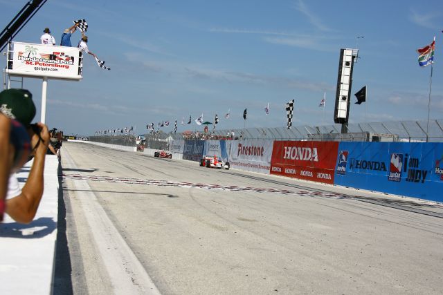 Helio Castroneves wins the Honda Grand Prix of St. Petersburg! -- Photo by: Jim Haines