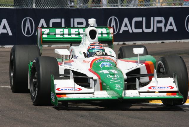 No. 11 Tony Kanaan during qualifications at St. Petersburg. -- Photo by: Steve Snoddy