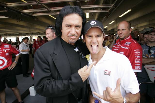 Gene Simmons and Darren Manning -- Photo by: Michael Voorhees