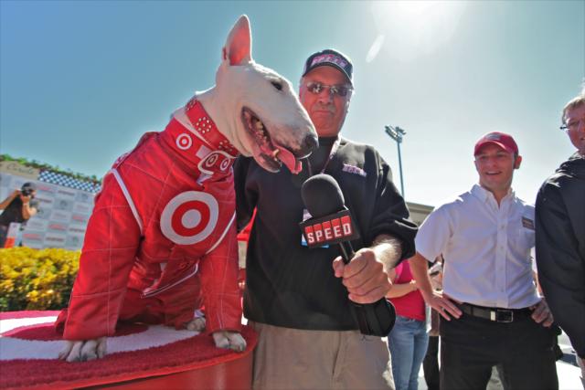 Robin Miller interviews Bullseye the Target dog -- Photo by: Shawn Gritzmacher