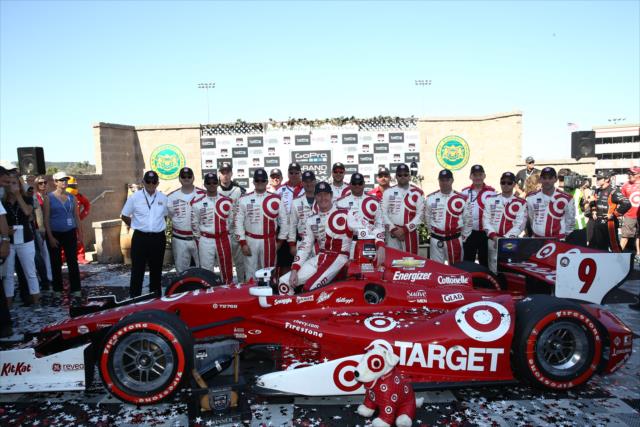 Scott Dixon and the Target Chip Ganassi Team in Victory Lane after winning the GoPro Grand Prix of Sonoma at Sonoma Raceway -- Photo by: Chris Jones