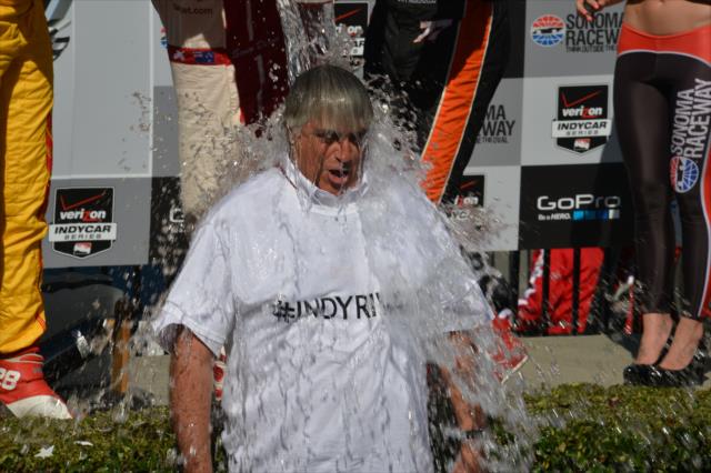 INDYCAR CEO Mark Miles completes his ALS Ice Bucket Challenge in Victory Circle at Sonoma Raceway -- Photo by: John Cote