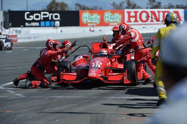The Target Chip Ganassi Racing team of Tony Kanaan go to work during the GoPro Grand Prix of Sonoma at Sonoma Raceway -- Photo by: John Cote