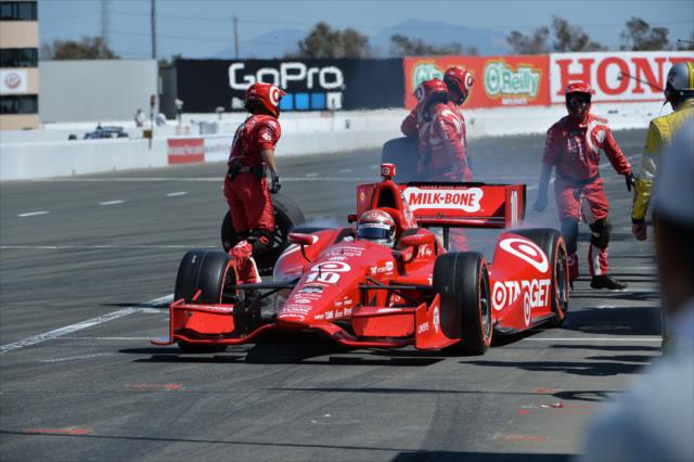 Tony Kanaan leaves the pits after a quick stop during the GoPro Grand Prix of Sonoma at Sonoma Raceway -- Photo by: John Cote