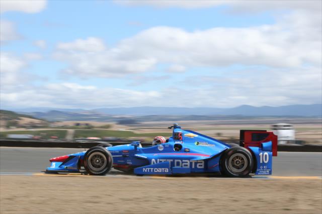 Tony Kanaan sets sail towards Turn 3 during practice for the GoPro Grand Prix of Sonoma at Sonoma Raceway -- Photo by: Chris Jones