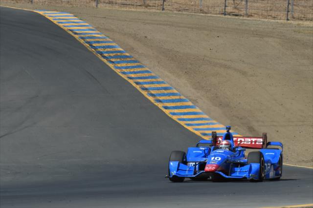 Tony Kanaan sets up for Turn 5 during practice for the GoPro Grand Prix of Sonoma at Sonoma Raceway -- Photo by: Chris Owens