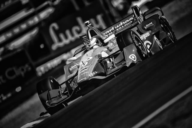 Scott Dixon heads toward Turn 3 during qualifications for the GoPro Grand Prix of Sonoma at Sonoma Raceway -- Photo by: Shawn Gritzmacher