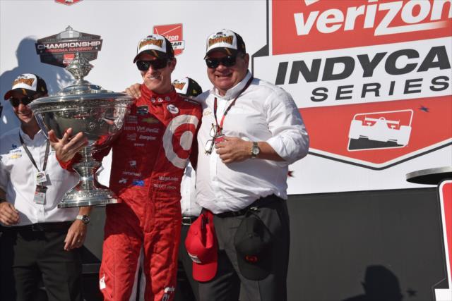 Scott Dixon and team owner Chip Ganassi celebrate as the 2015 Verizon IndyCar Series Champions -- Photo by: John Cote