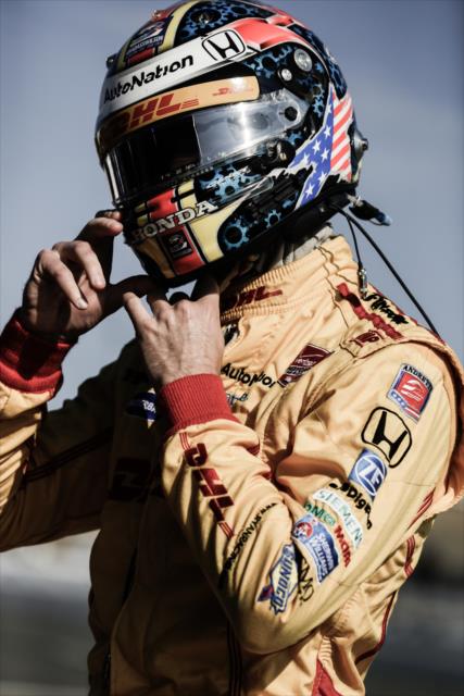 Ryan Hunter-Reay prepares along pit lane prior to the final practice for the GoPro Grand Prix of Sonoma at Sonoma Raceway -- Photo by: Shawn Gritzmacher