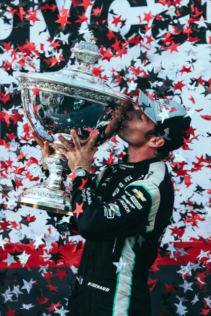 Simon Pagenaud kisses the Astor Cup after winning the 2016 Verizon IndyCar Series Championship at Sonoma Raceway -- Photo by: Joe Skibinski