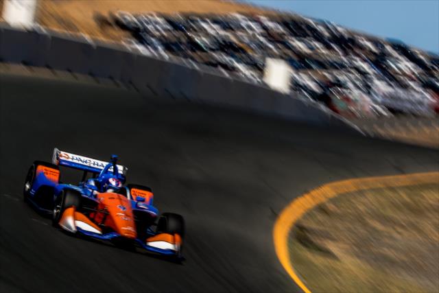 Scott Dixon dives into the Turn 6 Carousel turn during practice for the INDYCAR Grand Prix of Sonoma at Sonoma Raceway -- Photo by: Joe Skibinski