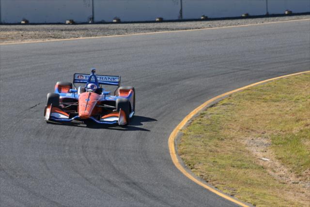 Scott Dixon sails into the Turn 6 Carousel turn during qualifications for the INDYCAR Grand Prix of Sonoma at Sonoma Raceway -- Photo by: Richard Dowdy