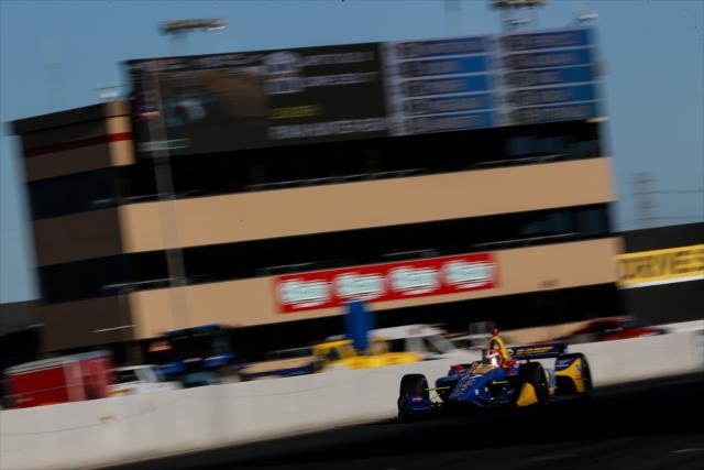 Alexander Rossi streaks down the frontstretch during the INDYCAR Grand Prix of Sonoma at Sonoma Raceway -- Photo by: Joe Skibinski