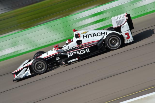 Helio Castroneves streaks down the backstretch during the Iowa Corn 300 at Iowa Speedway -- Photo by: Chris Owens