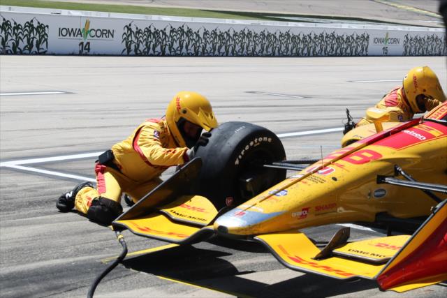 Tires go on the No. 28 DHL Honda of Ryan Hunter-Reay on pit lane during the Iowa Corn 300 at Iowa Speedway -- Photo by: Chris Jones