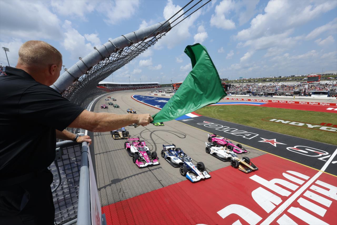 Green flag for the start - Hy-Vee Homefront 250 Presented by Instacart - By: Chris Jones -- Photo by: Chris Jones