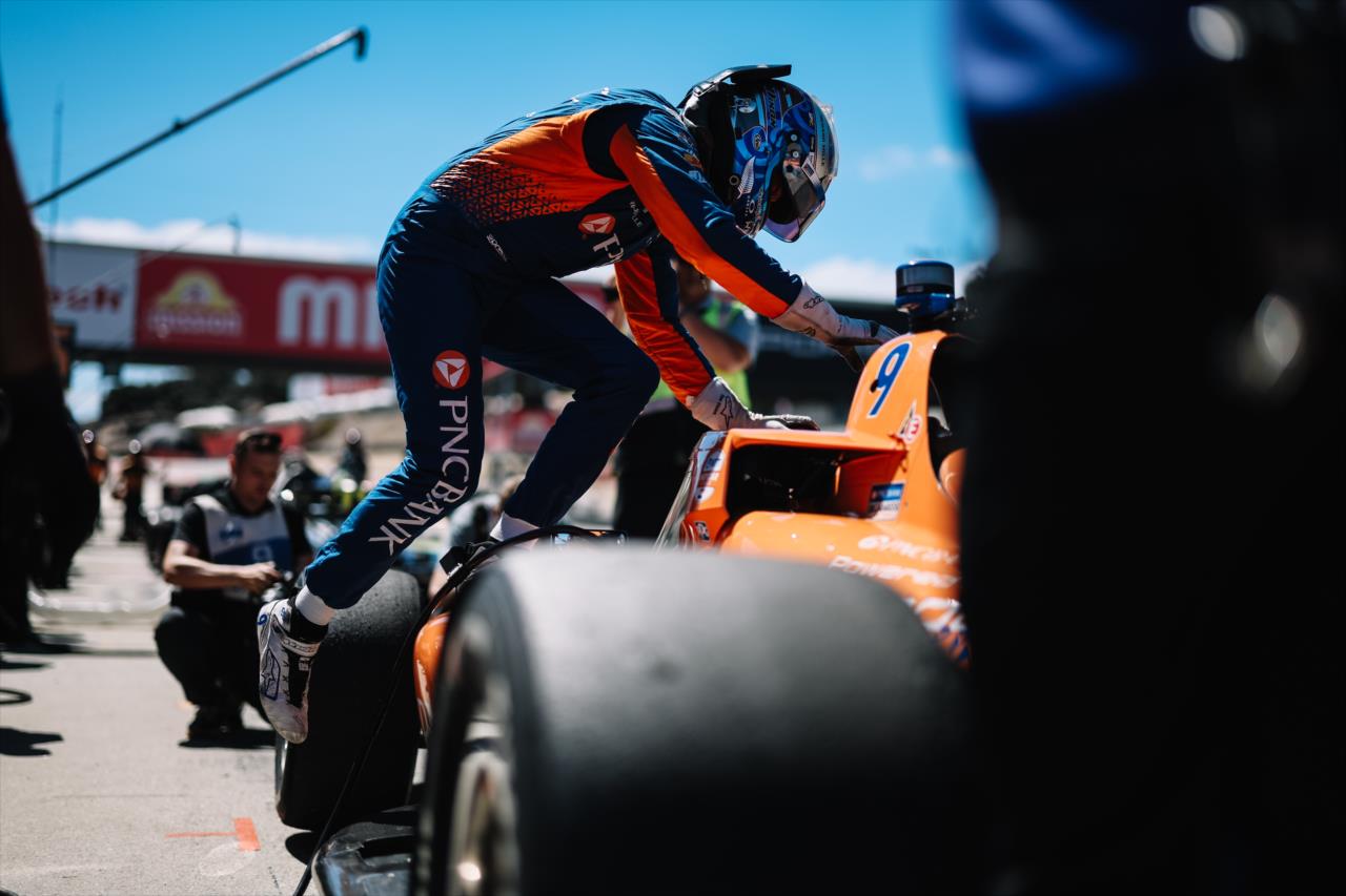 Scott Dixon - Mission Foods Grand Prix of Monterey - By: Joe Skibinski -- Photo by: Joe Skibinski