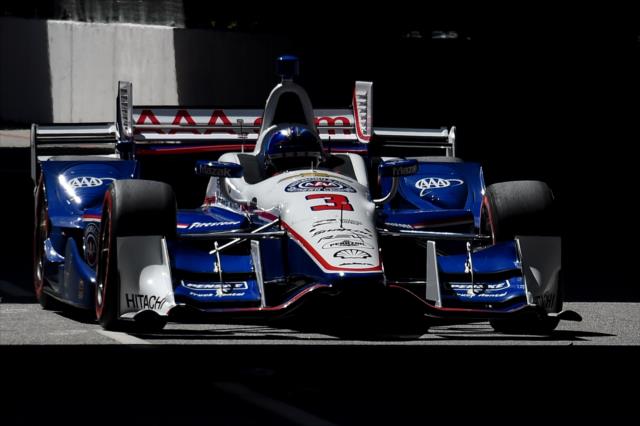 Helio Castroneves heads down the backstretch during qualifications for the Toyota Grand Prix of Long Beach -- Photo by: Chris Owens