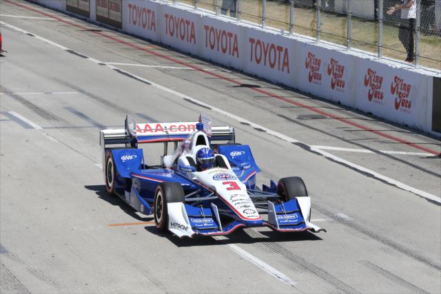 Helio Castroneves rolls down the frontstretch during the Toyota Grand Prix of Long Beach -- Photo by: Chris Jones
