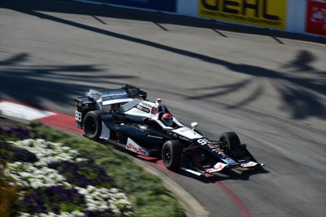 Alexander Rossi navigates the Turn 2-3 Fountain complex during the Toyota Grand Prix of Long Beach -- Photo by: Chris Owens