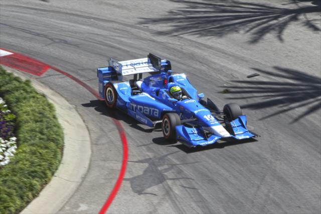 Tony Kanaan rolls through the Turn 2-3 Fountain complex during the Toyota Grand Prix of Long Beach -- Photo by: Richard Dowdy