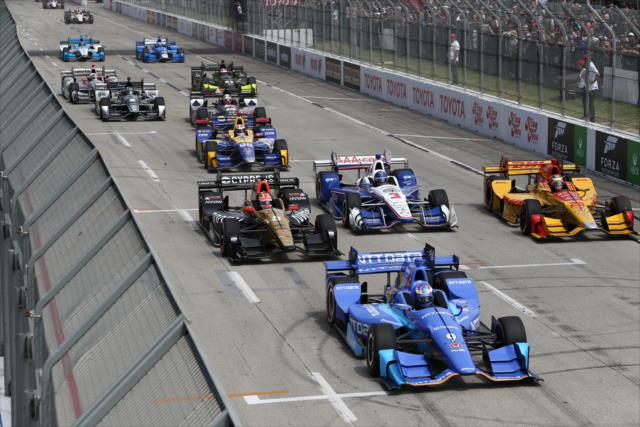 Scott Dixon leads the field to the green flag to start the Toyota Grand Prix of Long Beach -- Photo by: Chris Jones