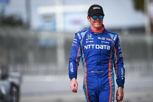 Scott Dixon walks pit lane prior to the final warmup to the Toyota Grand Prix of Long Beach -- Photo by: Christopher Owens
