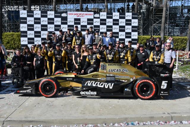 James Hinchcliffe and Schmidt Peterson Motorsports wins the 2017 Toyota Grand Prix of Long Beach -- Photo by: Christopher Owens