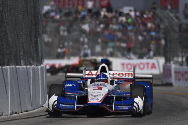 Helio Castroneves on course during the Toyota Grand Prix of Long Beach -- Photo by: Christopher Owens