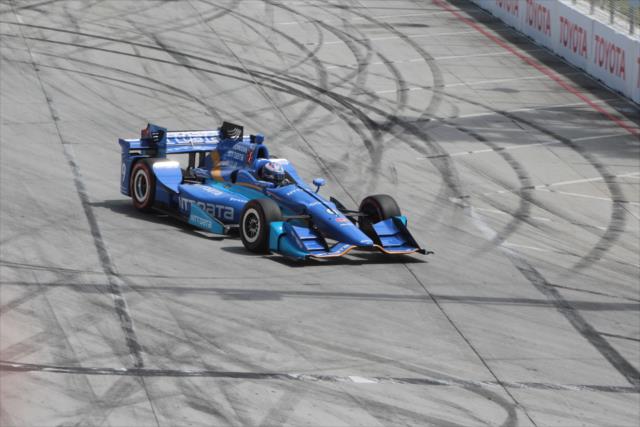 Scott Dixon dives into Turn 1 during the Toyota Grand Prix of Long Beach -- Photo by: Richard Dowdy