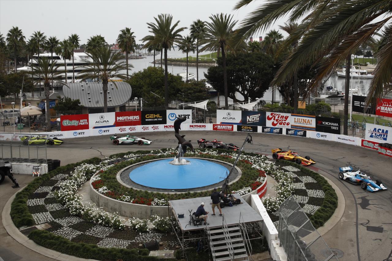 The Fountain Turn - Acura Grand Prix of Long Beach -- Photo by: Chris Jones