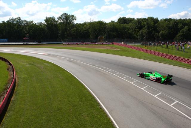James Hinchcliffe streaks through Turn 1 at the Mid-Ohio Sports Car Course -- Photo by: Chris Jones