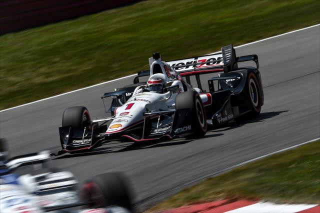 Will Power makes his way through Turn 5 during the Honda Indy 200 at Mid-Ohio -- Photo by: Chris Owens
