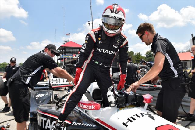 Helio Castroneves steps out of the No. 3 Hitachi Chevrolet on pit lane during the team test at the Mid-Ohio Sports Car Course -- Photo by: Chris Owens