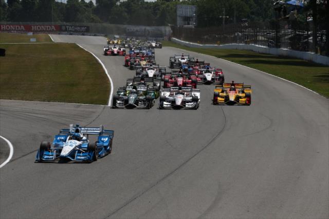 Simon Pagenaud leads the field to the green flag to start the Honda Indy 200 at Mid-Ohio -- Photo by: Bret Kelley