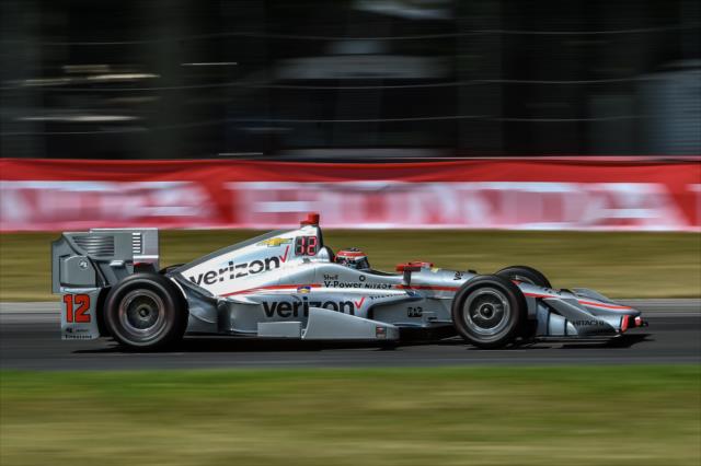Will Power rolls into the Turn 12 Carousel turn during the Honda Indy 200 at Mid-Ohio -- Photo by: Chris Owens