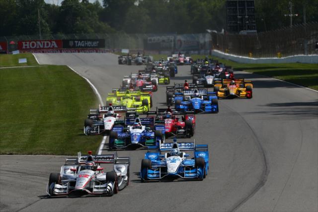 Will Power and Josef Newgarden lead the field to the green flag to start the Honda Indy 200 at Mid-Ohio -- Photo by: Bret Kelley
