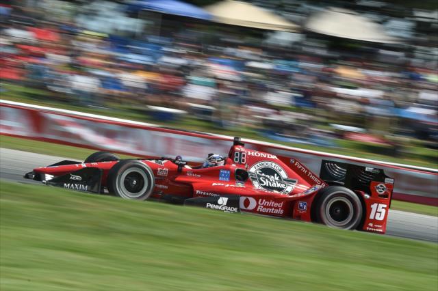 Graham Rahal flies up the Turn 5 hill during the Honda Indy 200 at Mid-Ohio -- Photo by: Chris Owens