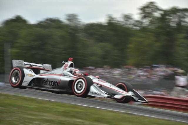 Will Power launches over the Turn 5 hill during the Honda Indy 200 at Mid-Ohio -- Photo by: Chris Owens