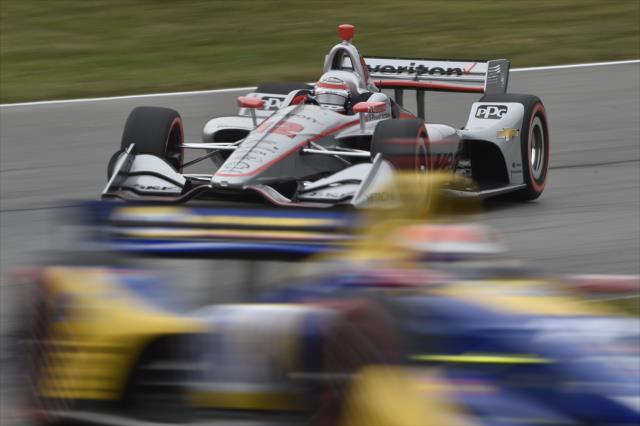 Will Power chases down Alexander Rossi entering Turn 5 during the Honda Indy 200 at Mid-Ohio -- Photo by: Chris Owens