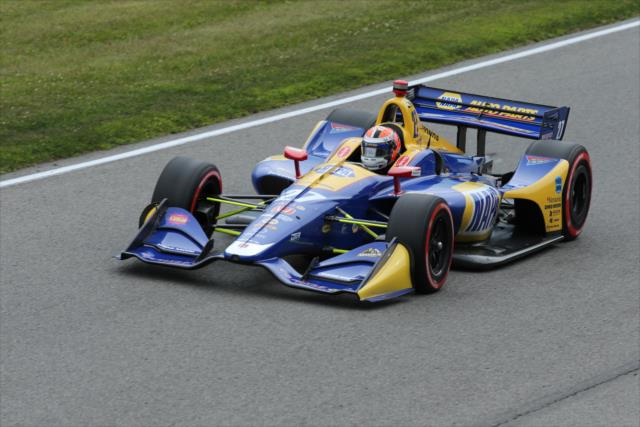 Alexander Rossi streaks down the fronstretch during the Honda Indy 200 at Mid-Ohio -- Photo by: Matt Fraver