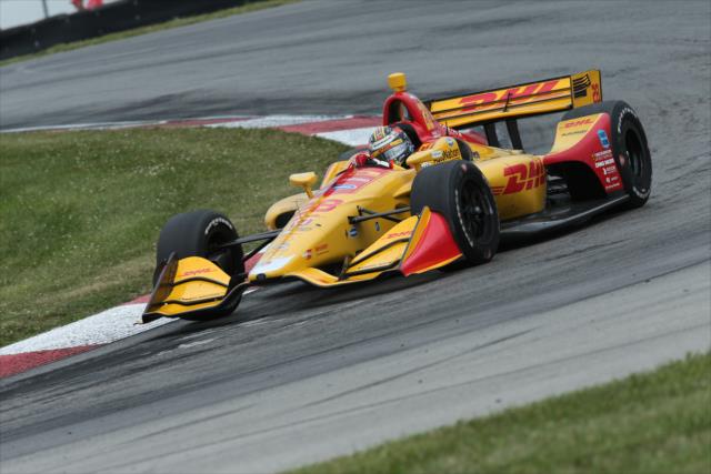 Ryan Hunter-Reay races through the Keyhole Turn (Turn 2) during the Honda Indy 200 at Mid-Ohio -- Photo by: Matt Fraver