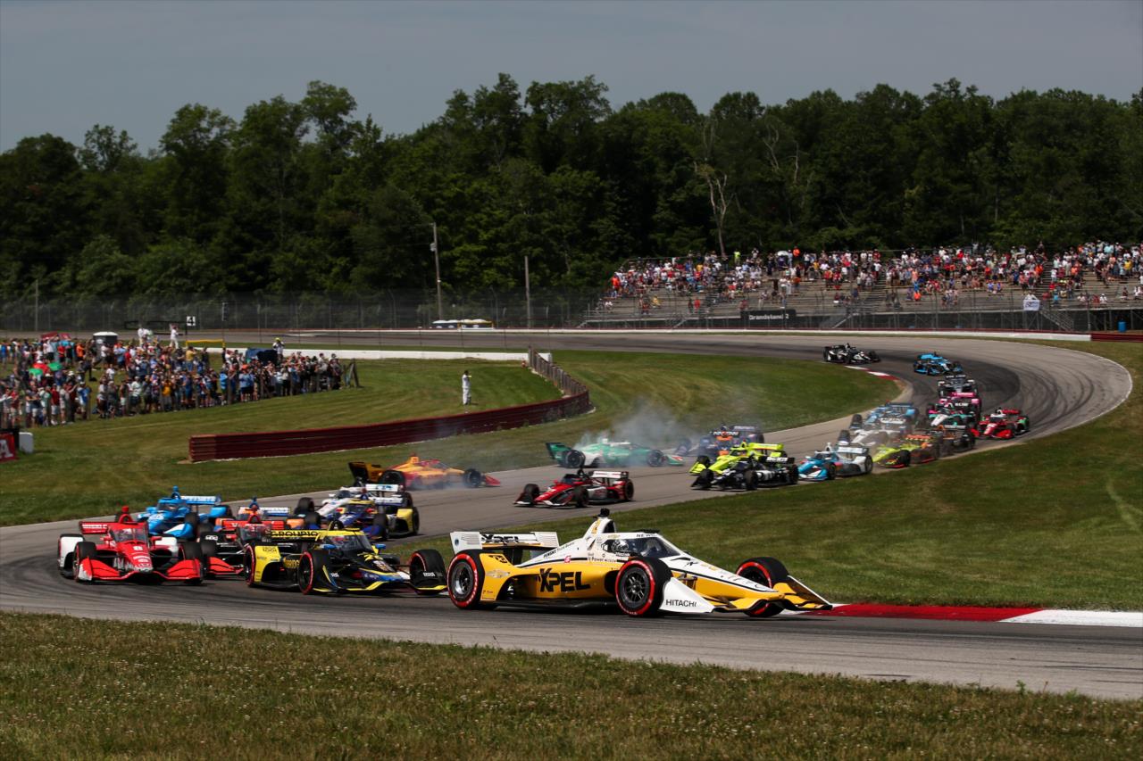 Opening lap incident - Honda Indy 200 at Mid-Ohio -- Photo by: Joe Skibinski